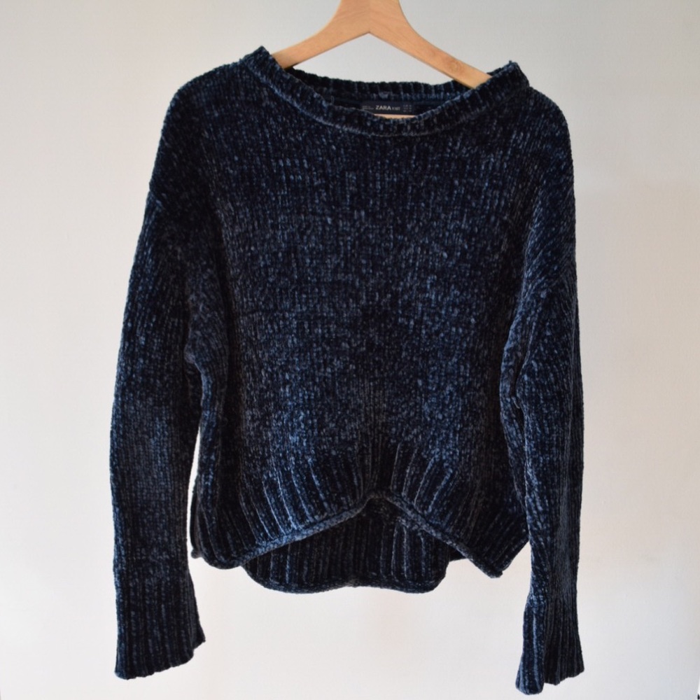 Zara Sweater *  Make an Offer*